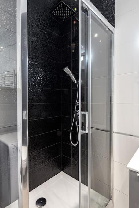 Appartement With Air Conditioning In The Heart Of Cracow Heart Krakau