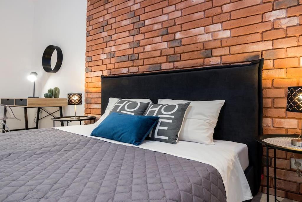 Appartement With Air Conditioning In The Heart Of Cracow Heart Krakau